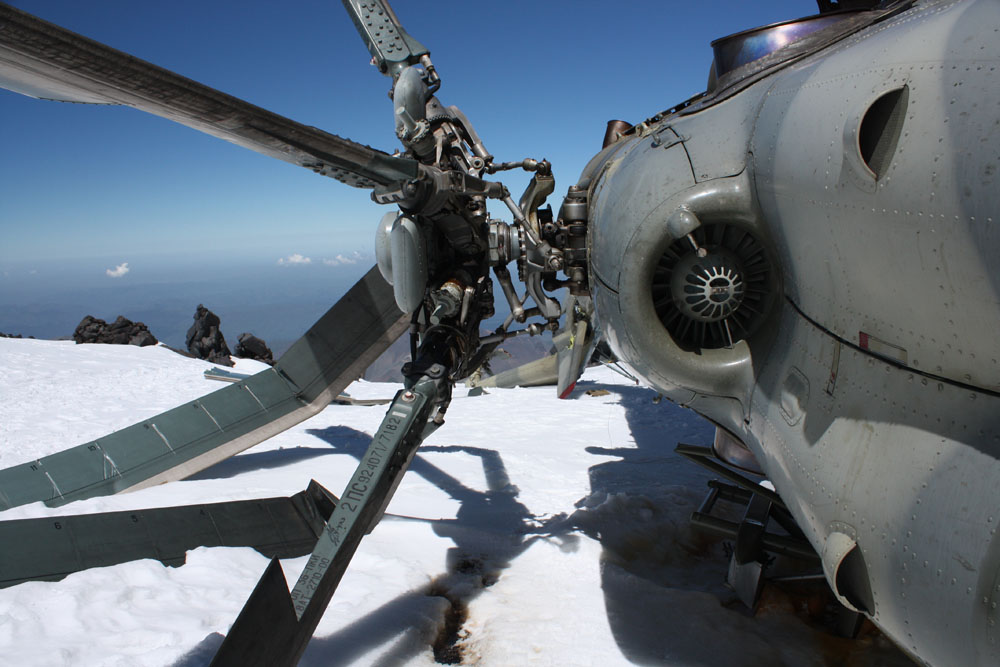 Helicóptero perdido en la nieve - Noticias Curiosas