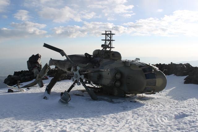 Helicóptero perdido en la nieve - Noticias Curiosas