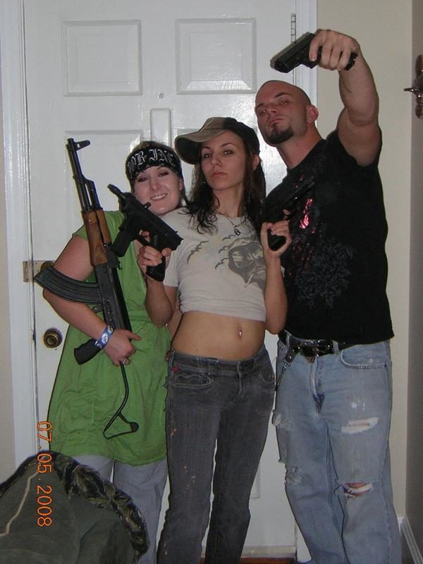 El hombre que abandonó coche fúnebre lleno de armas falsas en Miami 20 l14j-5017874