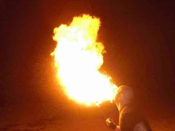 El hombre que abandonó coche fúnebre lleno de armas falsas en Miami 10 l16f-8420552