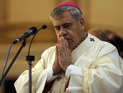 El arzobispo de Granada dijo "Si la mujer aborta, el varón puede abusar de ella" 1