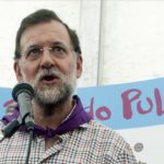 Rajoy amenaza con una reforma laboral 8
