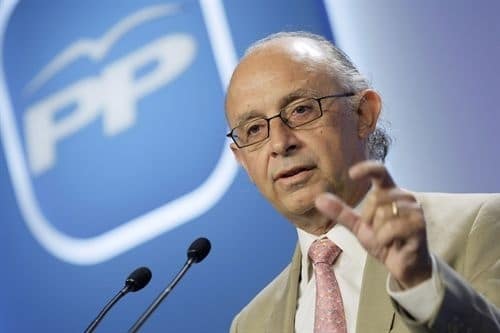 Montoro admite que aplicarán dos años el impuesto de patrimonio 1 Montoro admite que aplicarán dos años el impuesto de patrimonio 2