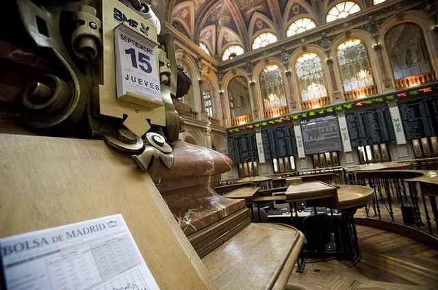 El Gobierno suspende la salida a Bolsa de Loterías, tras las amenazas del PP 2 noticias loteria nacional bolsa