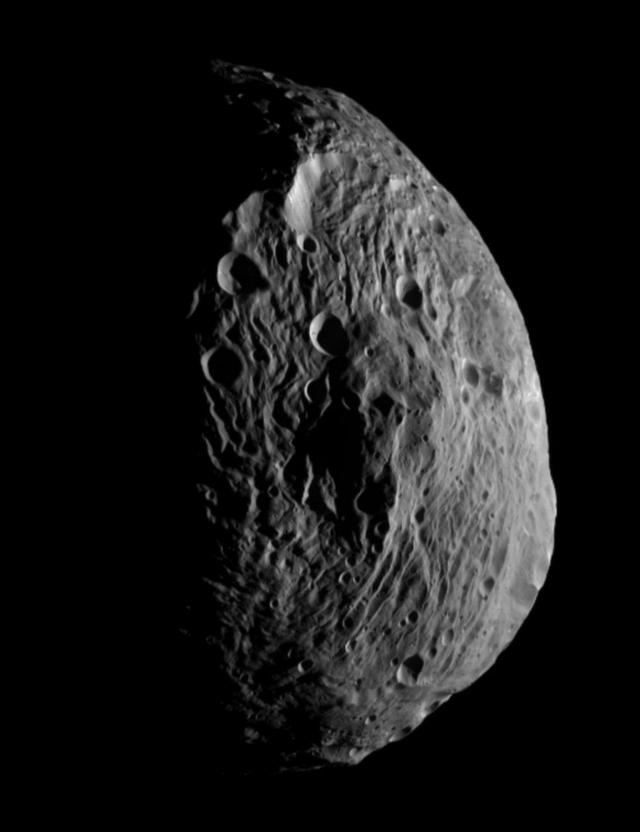 La Nasa muestra primeras imágenes de asteroide gigante Vesta 2