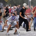 100 detenidos en Grecia en manifestación contra nuevos recortes 8