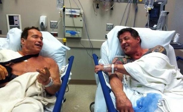 Arnold Schwarzenegger y Sylvester Stallone, juntos en el hospital 1