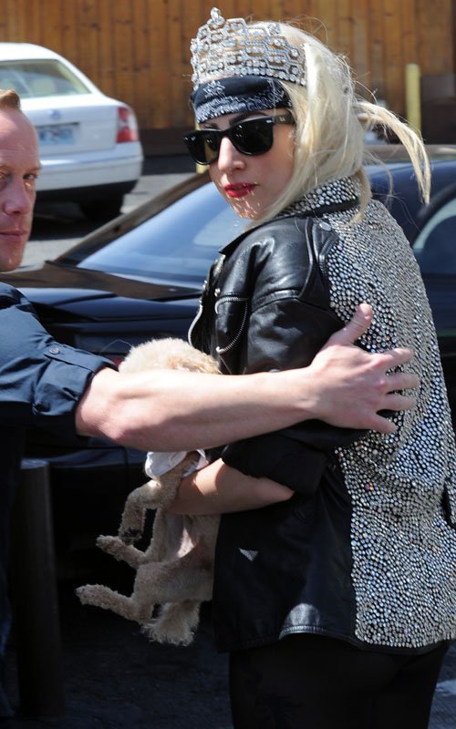 El imperdonable look de Lady Gaga en su cumpleaños 5