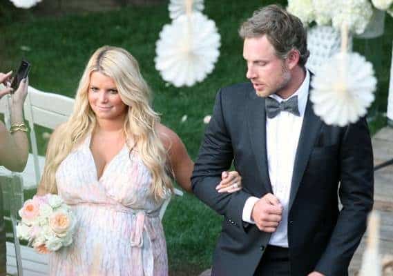 Súper embarazada, Jessica Simpson fue a una boda 3 noticias Jessica Simpson fue a una boda