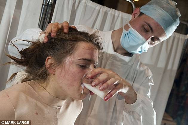 Humane Society International y cosméticos Lush lanzan impactante campaña animalista 9 Humane Society International y cosméticos Lush lanzan impactante campaña animalista 10