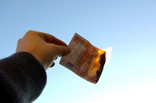 El Estado cada vez recauda menos dinero 1 El Estado cada vez recauda menos dinero 2