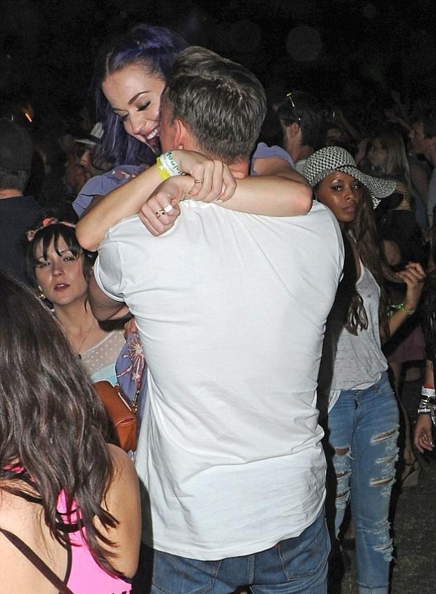 Katy Perry se mostró junto a su nuevo novio 7