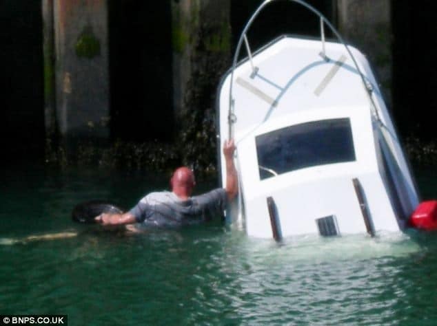 Compra un barco llamado Titanic II y se hunde en el viaje inagural 1 Compra un barco llamado Titanic II y se hunde en el viaje inagural 2