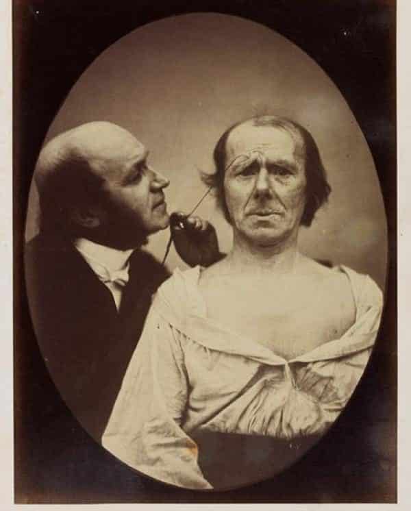 noticias El experimento de Darwin sobre las emociones humanas