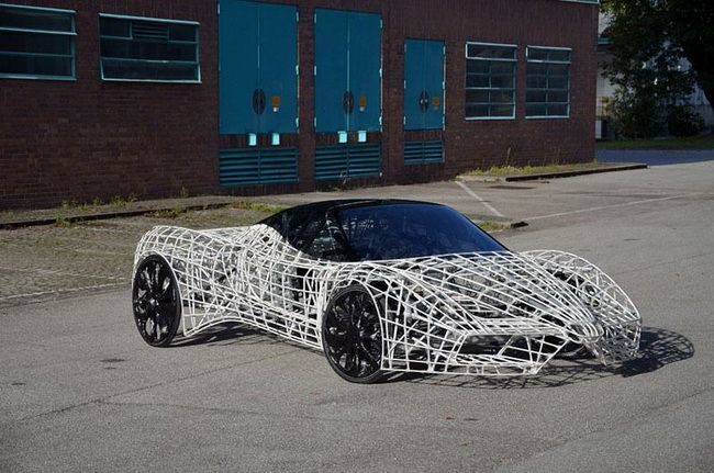 Fahrradi Farfall FFX, un coche con aspecto de Ferrari a pedales 3