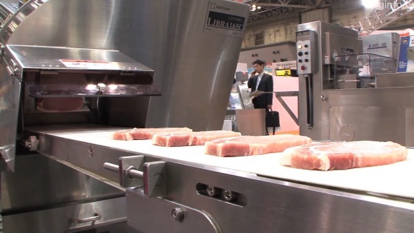 Maquina con tecnología 3D capaz de hacer cortes de carne perfectamente iguales 1