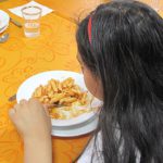 Al colegio con hambre y sin cuaderno: la crisis se ceba con los niños en España 3