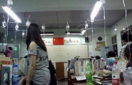 noticias Una escuela china inyecta suero a sus estudiantes para los exámenes (Fotos)