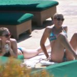 Scarlett Johansson en bikini y con novio nuevo 7