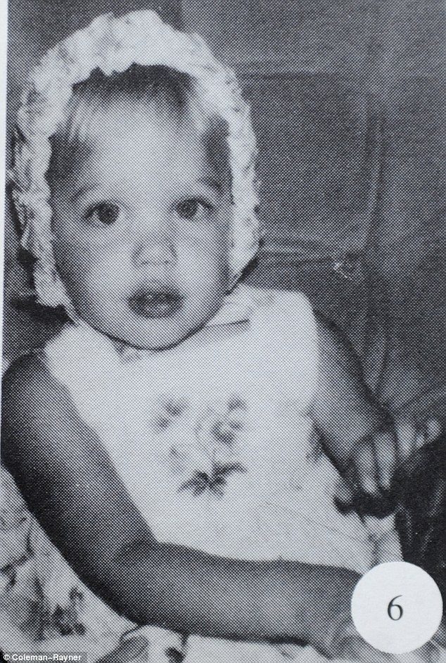 noticias Fotos desenterradas del pasado de Angelina Jolie