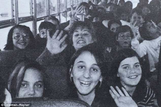 noticias Fotos desenterradas del pasado de Angelina Jolie