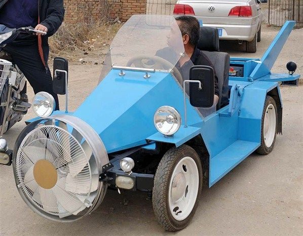 Coche eléctrico con aprovechamiento de la energía eólico 2