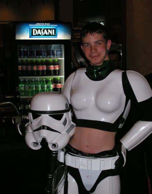 disfraces-graciosos-curiosos-locos-frikis-ridiculos-y-originales-79