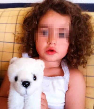 Niña española apadrinada