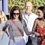 Bruce Willis está enfurecido con sus tres hijas 8
