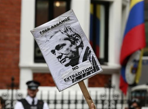Ecuador concede asilo a Julian Assange: La tensión diplomática con Londres llega al máximo 4