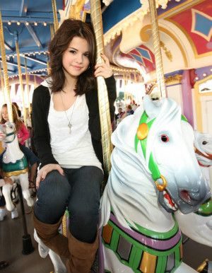noticias Selena Gómez y su transformación de niña a mujer