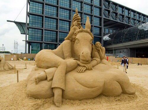 Esculturas hechas de arena