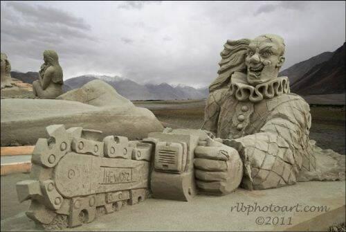 esculturas-hechas-de-arena-2