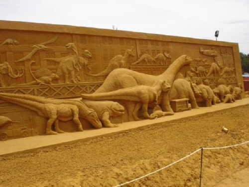 esculturas-hechas-de-arena-64