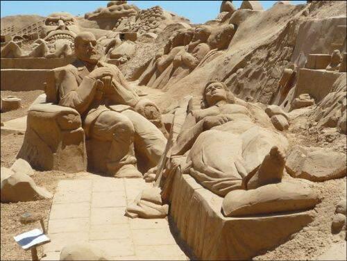 esculturas-hechas-de-arena-90