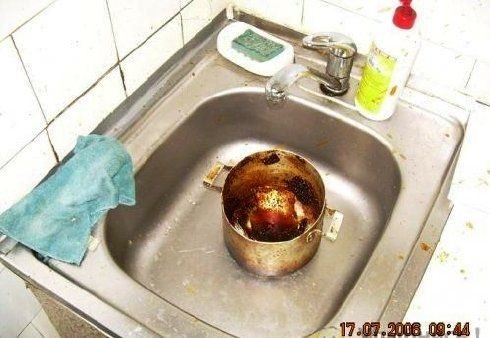 Cocina destrozada por leche condensada 5