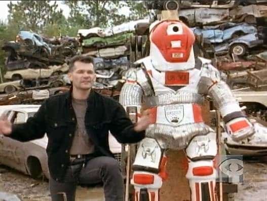 Noticias Curiosas - “Project Grizzly”: el hombre que fabricó un exoesqueleto para vengarse de los osos