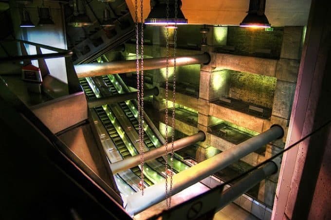 Las Estaciones de Metro más espectaculares de Europa 11
