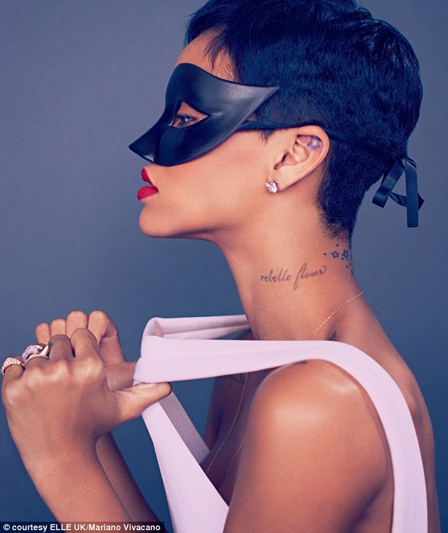 Rihanna explotó toda su sensualidad y belleza para la revista Elle Uk 5