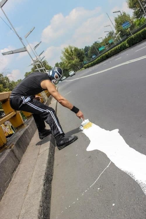 Peatónito, el nuevo superhéroe real que lucha por los derechos de los peatones 7