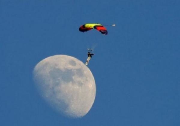 size1658598-6233101-3462361