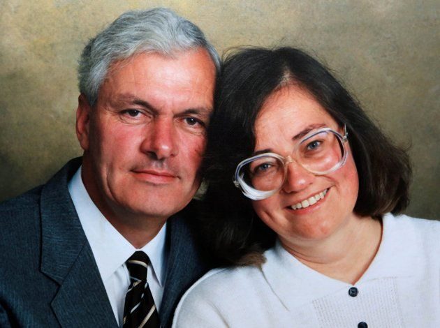 Agricultor plantó 6000 robles para formar corazón en memoria de su esposa