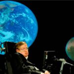 Stephen Hawking advierte de la destrucción de la Tierra y urge a colonizar el espacio 27