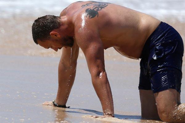 Fotos impactantes: Heidi Klum salva a su hijo y a dos niñeras de morir ahogados en Hawai 9