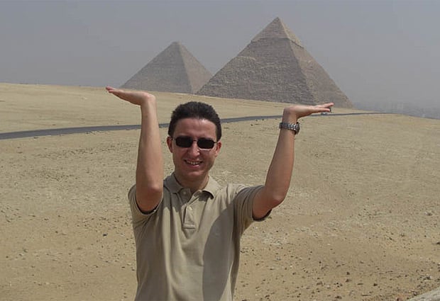 las-10-fotos-mas-tipicas-y-repetidas-que-toman-los-turistas-por-el-mundo-8