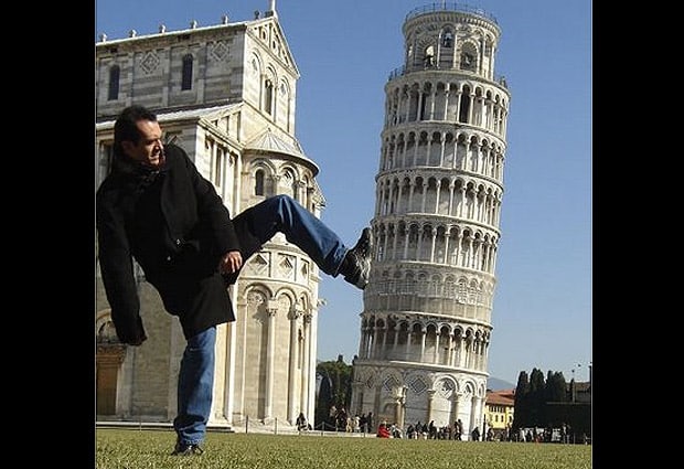 las-10-fotos-mas-tipicas-y-repetidas-que-toman-los-turistas-por-el-mundo-11