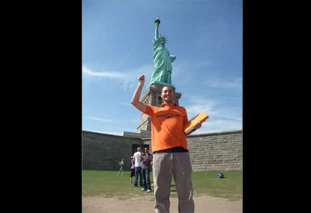 las-10-fotos-mas-tipicas-y-repetidas-que-toman-los-turistas-por-el-mundo-9