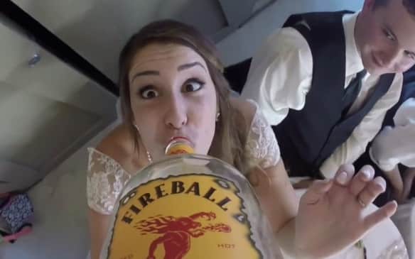 #Video Boda desde perspectiva de una botella de alcohol 1