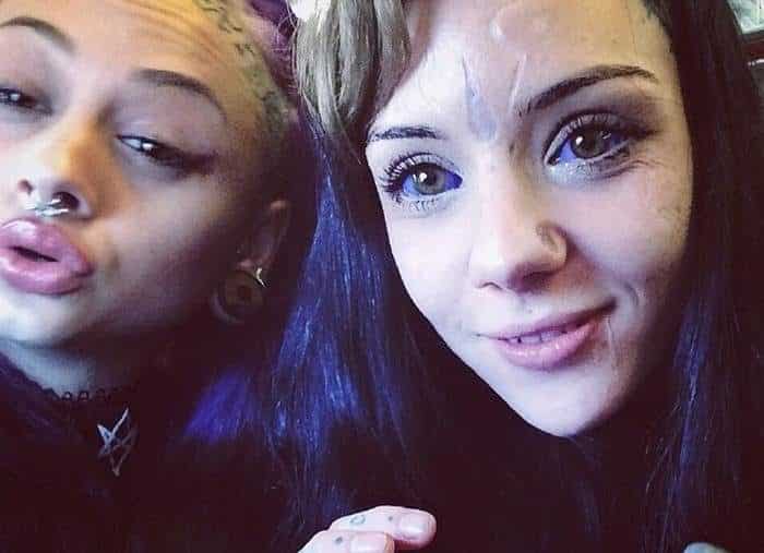 Grace Neutral la chica que se cree una extraterrestre