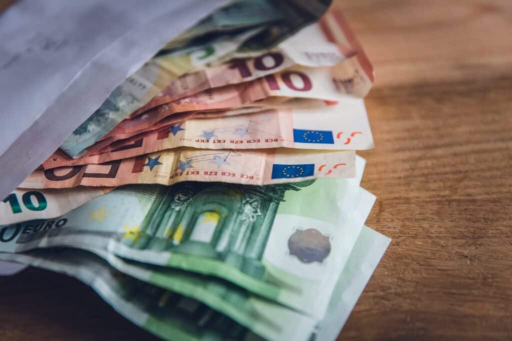 Cosas que debe considerar antes de pedir un préstamo